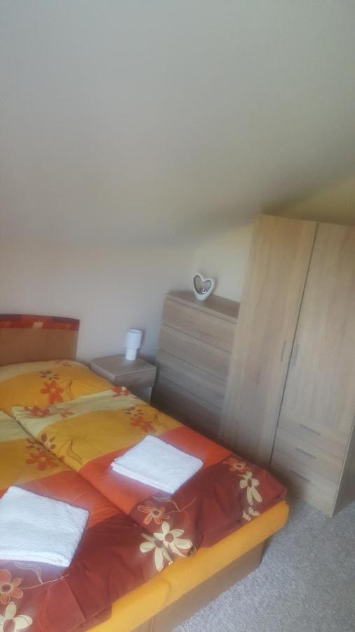 Apartman Zlata Rybka Podhájska Exterior photo