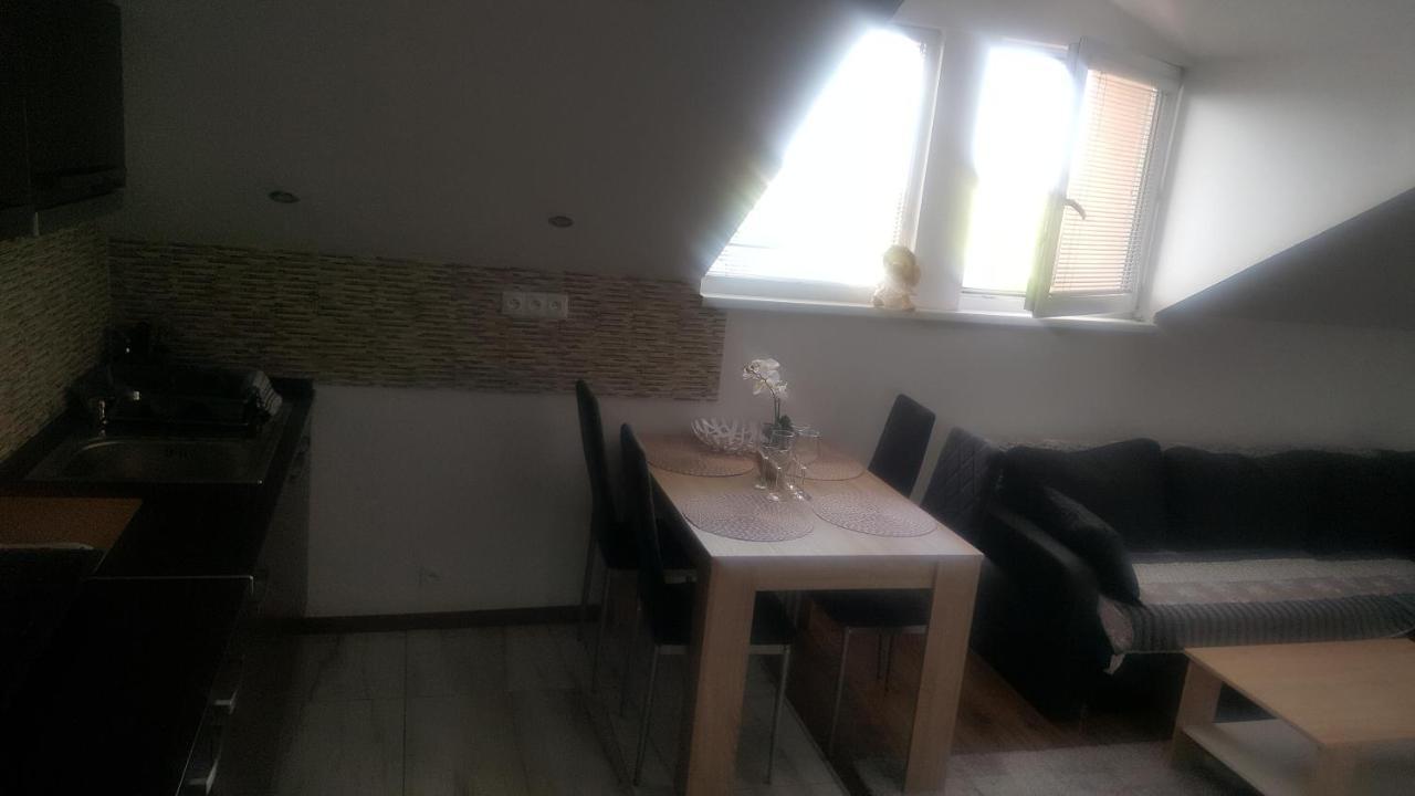 Apartman Zlata Rybka Podhájska Exterior photo