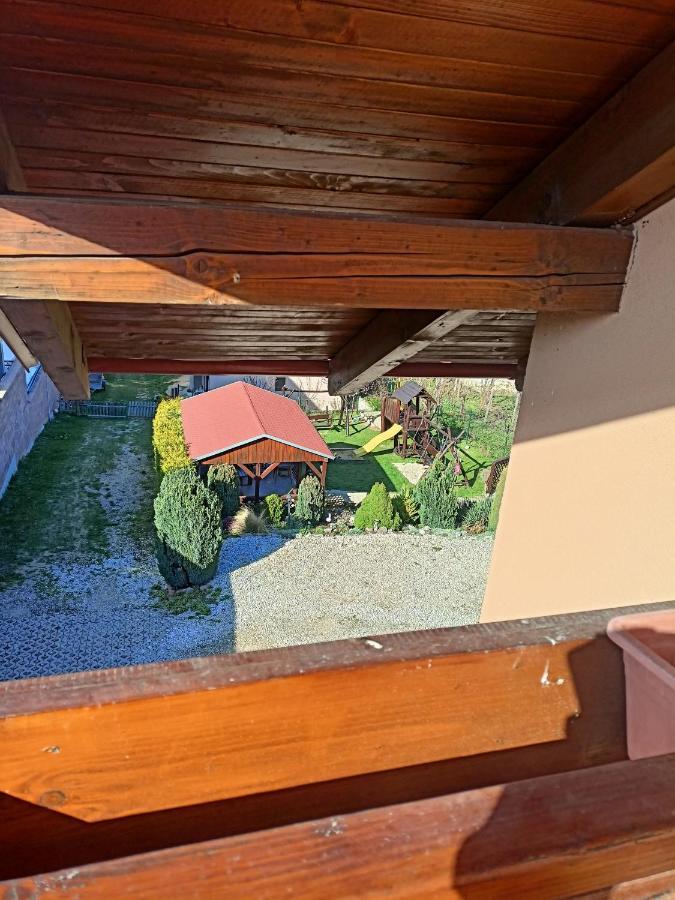 Apartman Zlata Rybka Podhájska Exterior photo